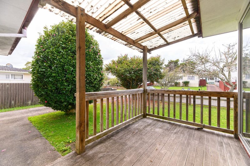 63 Chilcott Road, Henderson, Auckland - Carousel 2