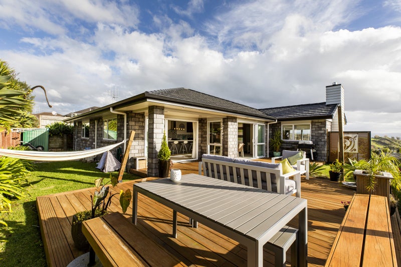 23 Kestrel Avenue, Welcome Bay, Tauranga - Carousel 2