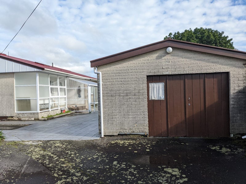 166 Carrington Street, Lower Vogeltown, New Plymouth - Carousel 2