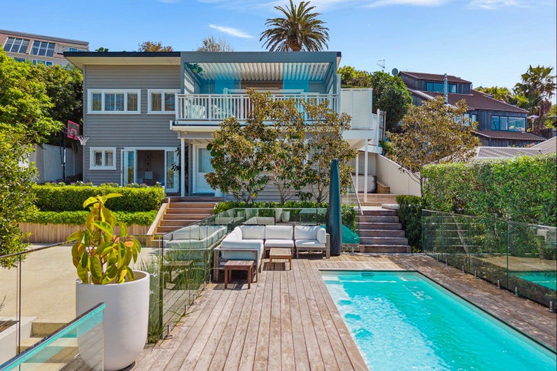 8 Alfred Street, Northcote Point, Auckland - Carousel 1