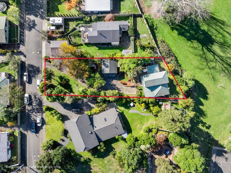 35 Norfolk Street, Belmont, Lower Hutt - Carousel 22