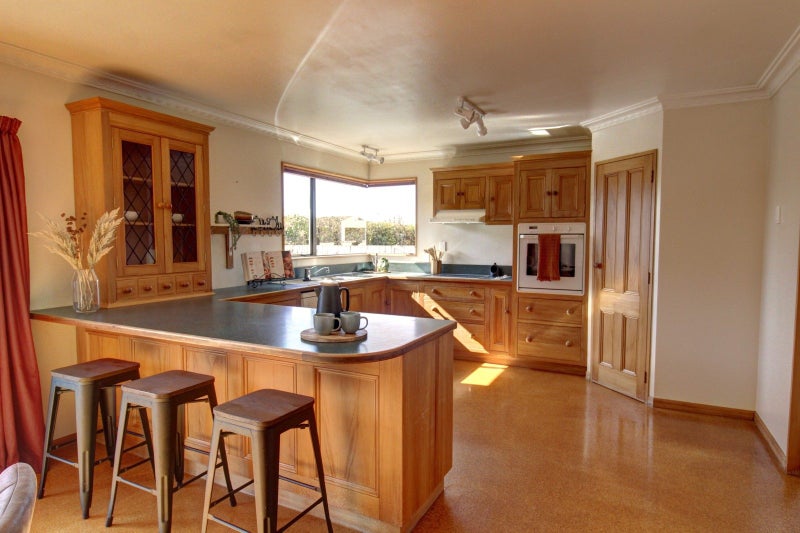 19 Page Street, Redwoodtown, Blenheim - Carousel 2