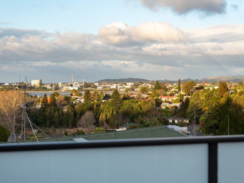 24 Wiremu Street, Brookfield, Tauranga - Carousel 2