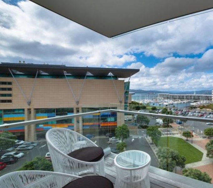 3F/82 Cable Street, Te Aro, Wellington - Carousel 2