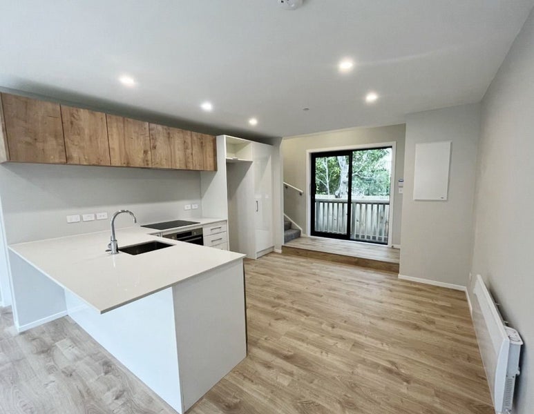 1/64 Owen Street, Newtown, Wellington - Carousel 1