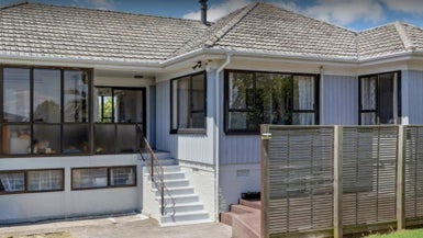 93A Litten Road, Cockle Bay, Auckland - Carousel 1