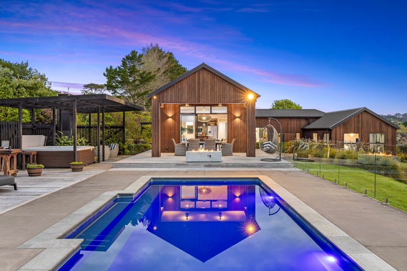 56 Hull Road, Kaukapakapa - Carousel 1