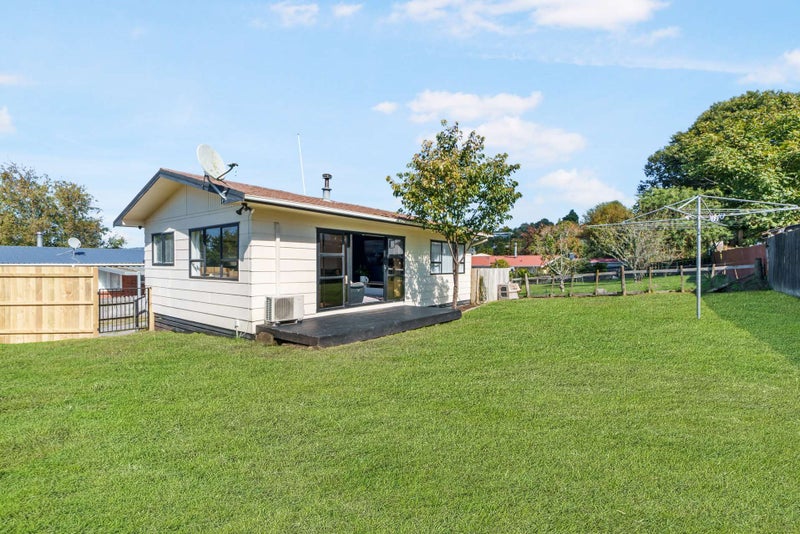 77 Thomas Crescent, Western Heights, Rotorua - Carousel 1