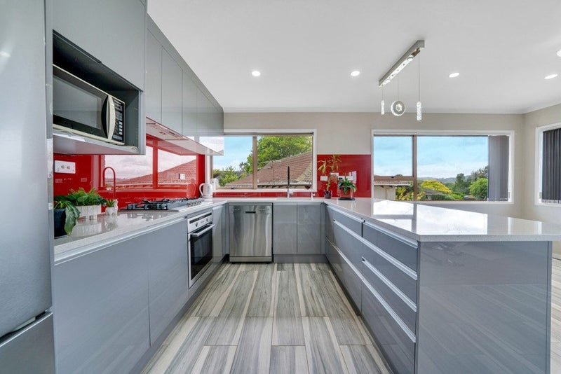 7 Tatariki Street, Rosehill, Papakura - Carousel 2