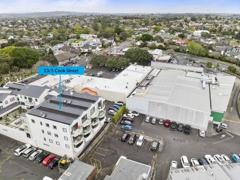 13/5 Cook Street, Howick, Auckland - Carousel 2