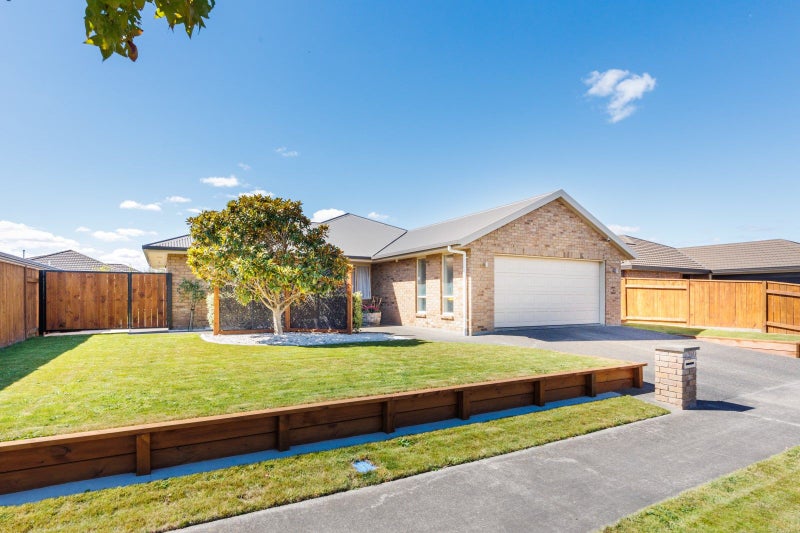 23 Branigan Parade, Kelvin Grove, Palmerston North - Carousel 1