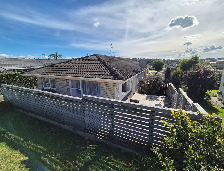 1/45 Alton Avenue, Hillcrest, Auckland - Carousel 1