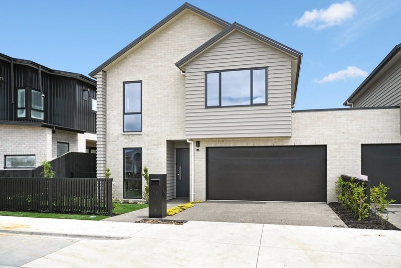 55 Maanihi Drive, Rototuna North, Hamilton - Carousel 1