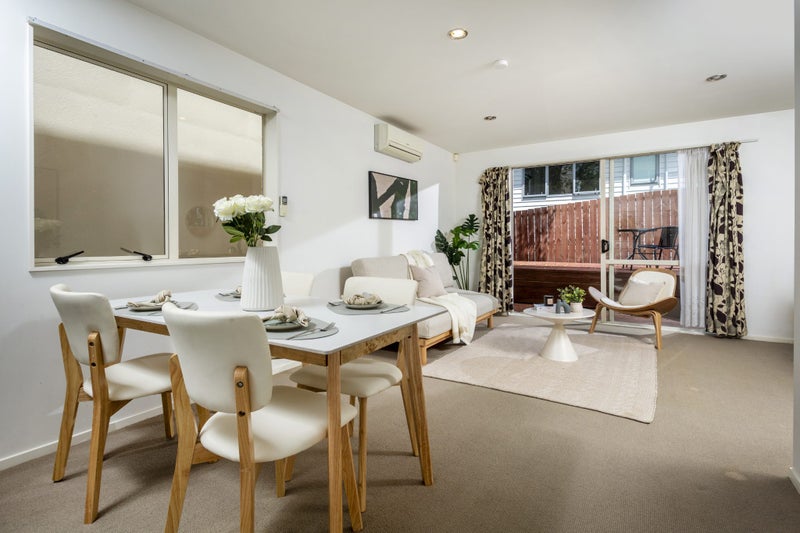 55 Masons Road, Oteha, Auckland - Carousel 2