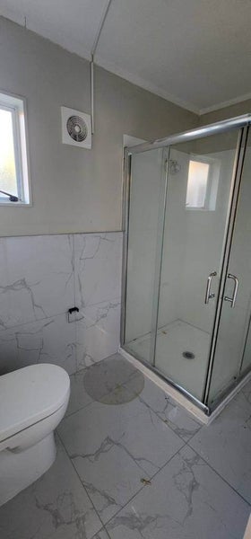 2/15 Kohiwi Road, Manurewa, Auckland - Carousel 6