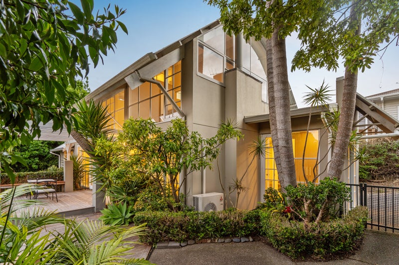 37B Leys Crescent, Remuera, Auckland - Carousel 1