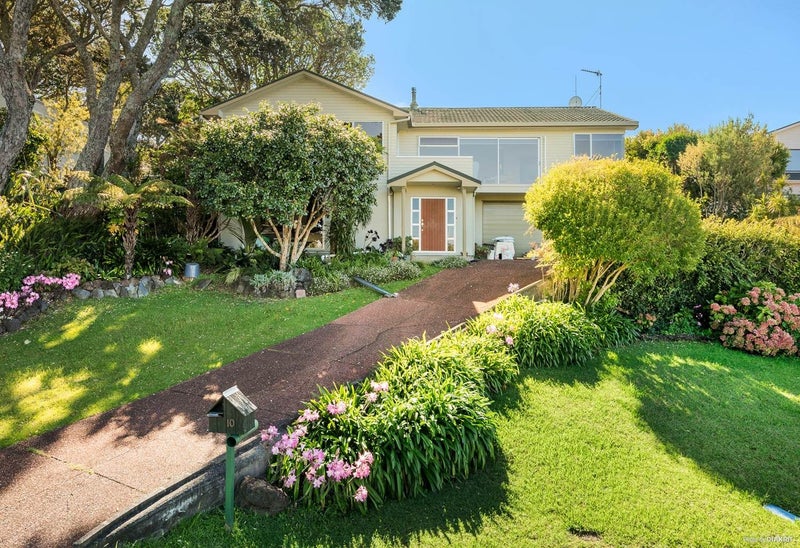 10 Rewi Street, Torbay, Auckland - Carousel 1