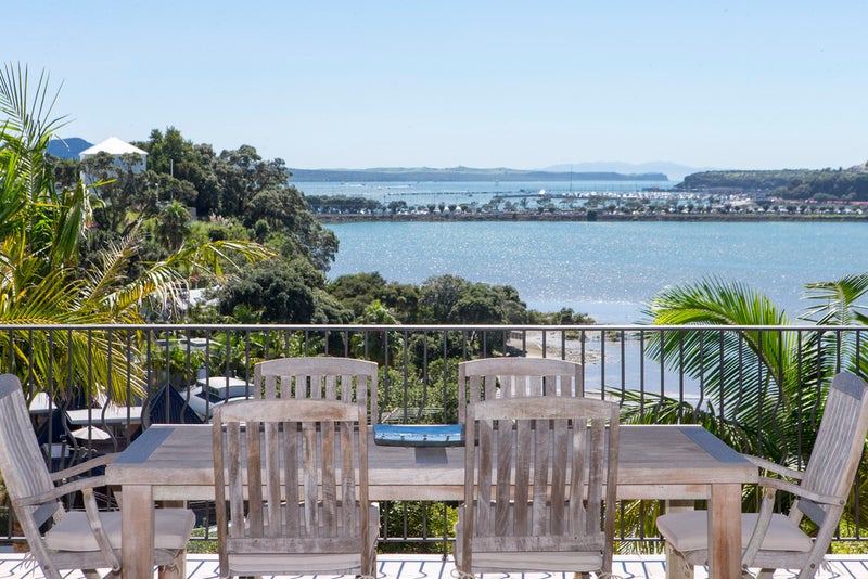 17 Tohunga Crescent, Parnell, Auckland - Carousel 1