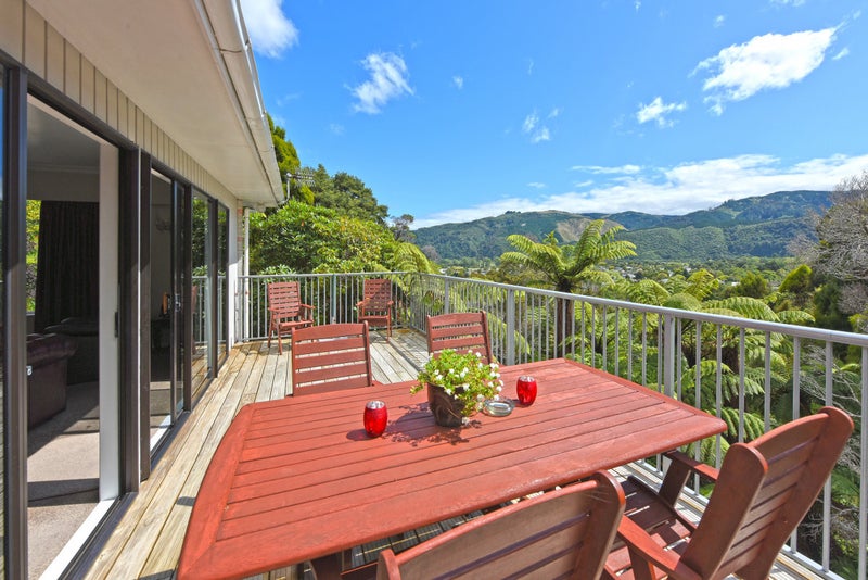 74B Heretaunga Square, Silverstream, Upper Hutt - Carousel 1