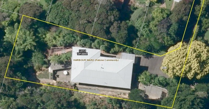 229 Whites Line East, Waiwhetu, Lower Hutt - Carousel 21