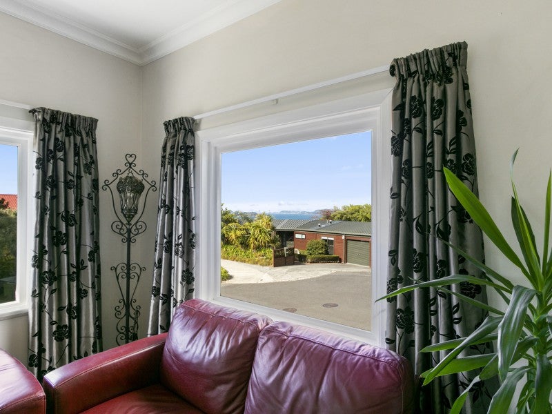 18 Stanhope Grove, Korokoro, Lower Hutt - Carousel 20