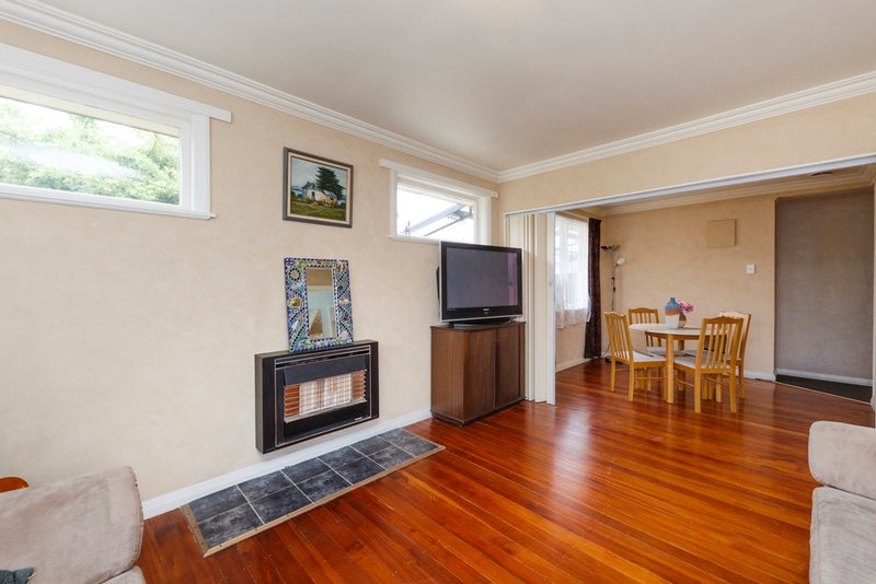 36 Keeling Street, West End, Palmerston North - Carousel 26