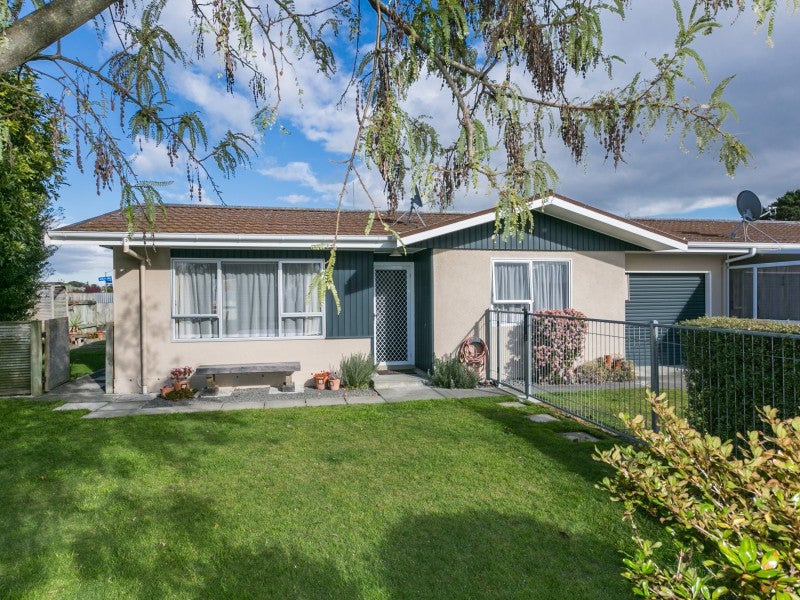 63 James Foley Avenue, Pirimai, Napier - Carousel 1