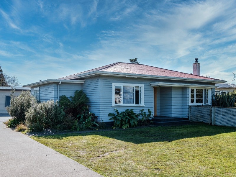 40 De Lautour Road, Inner Kaiti, Gisborne - Carousel 1
