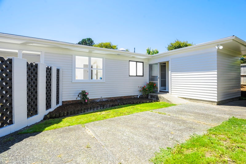 13 Orsova Place, Lynfield, Auckland - Carousel 15