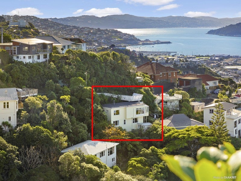 8 Sunglow Avenue, Melrose, Wellington - Carousel 2