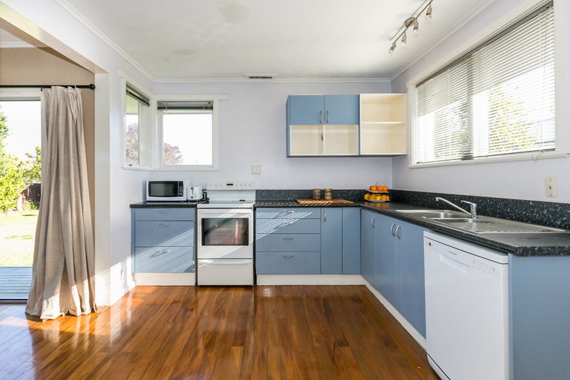 4 Marshall Street, Onekawa, Napier - Carousel 2