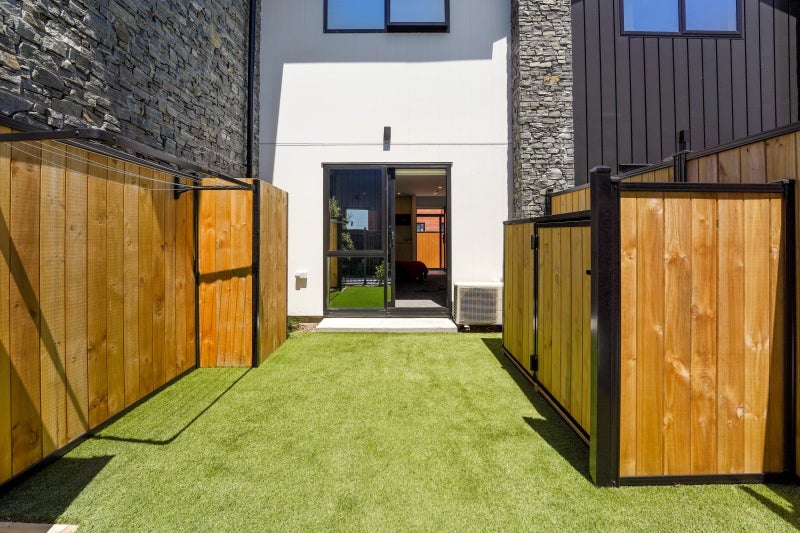 3/5 Milne Crescent, Taita, Lower Hutt - Carousel 23