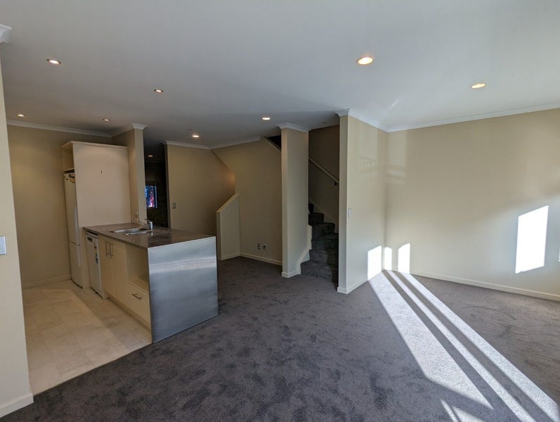 29/305 Evans Bay Parade, Hataitai, Wellington - Carousel 2