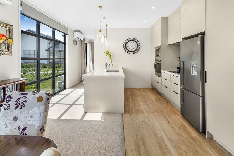 9 Tofts Lane, Flagstaff, Hamilton - Carousel 1