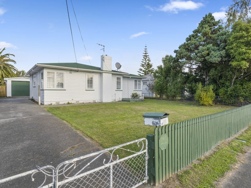 16 Ronberg Street, Highbury, Palmerston North - Carousel 2