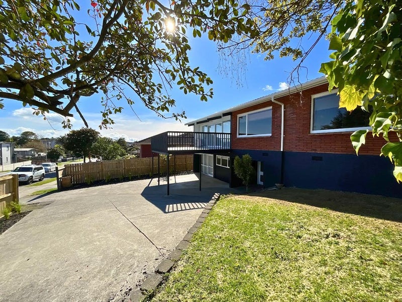 15 Glenmore Road, Sunnyhills, Auckland - Carousel 2