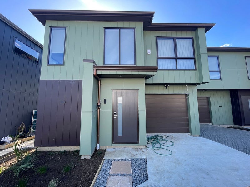 3 Mark Edward Drive, Half Moon Bay, Auckland - Carousel 2