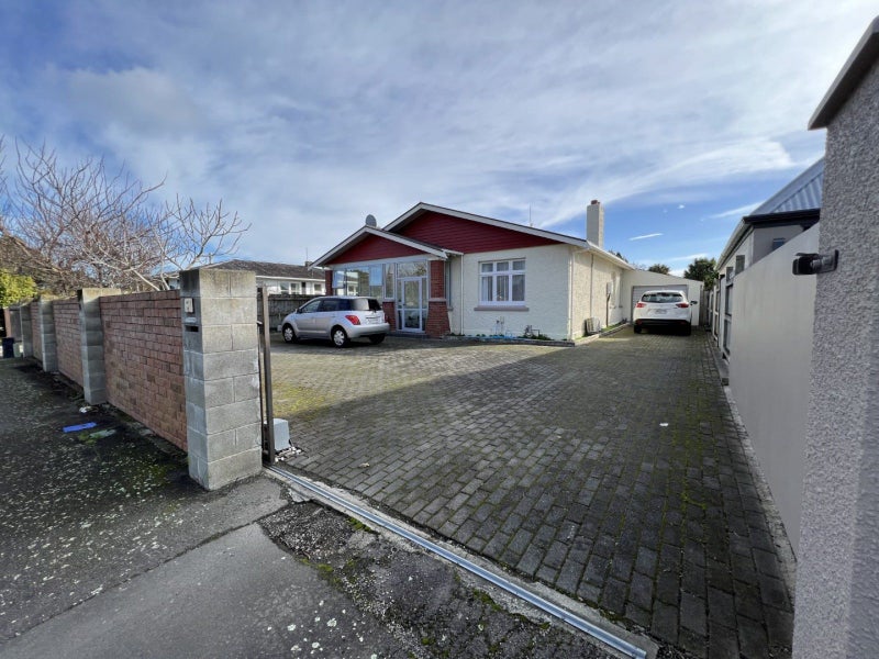 7 Manawaroa Street, West End, Palmerston North - Carousel 11