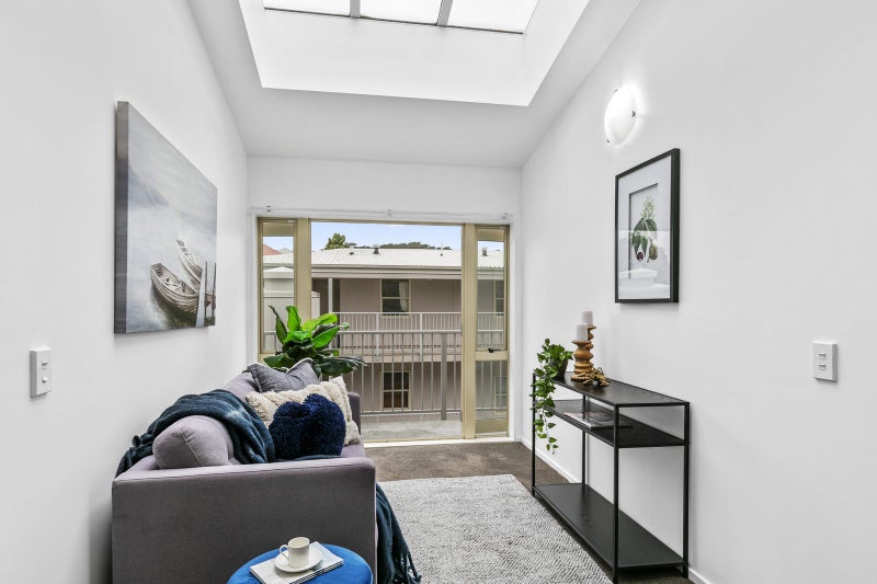 316/72 Herald Street, Berhampore, Wellington - Carousel 2