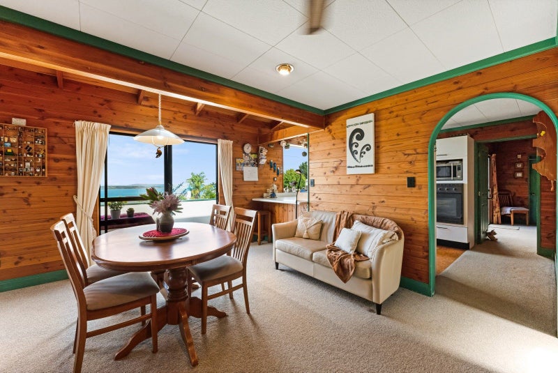 2 Rajan Place, Hillsborough, Auckland - Carousel 2