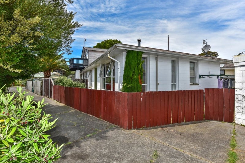 2/27 Kawau Crescent, Bromley, Christchurch - Carousel 18
