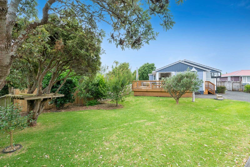 3/6 Fordyce Road, Parakai, Rodney, Auckland - Carousel 2