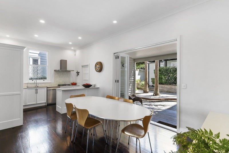 38 ARTHUR STREET, Freemans Bay, Auckland - Carousel 2