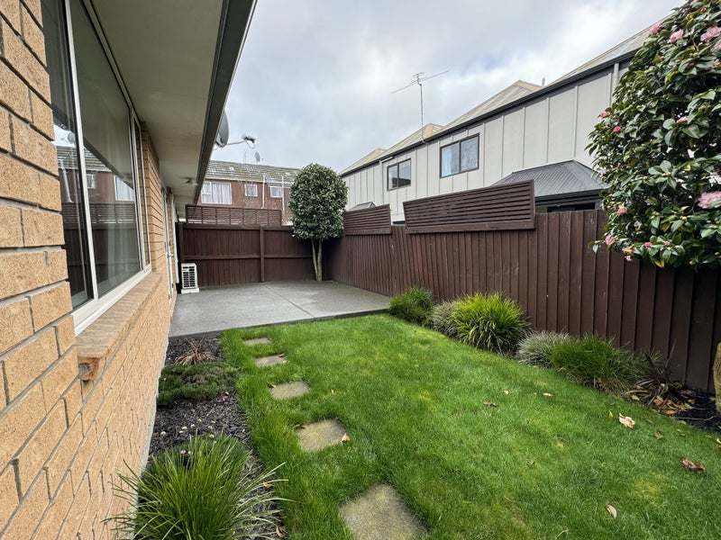 7/11 Grove Road, Addington, Christchurch - Carousel 2