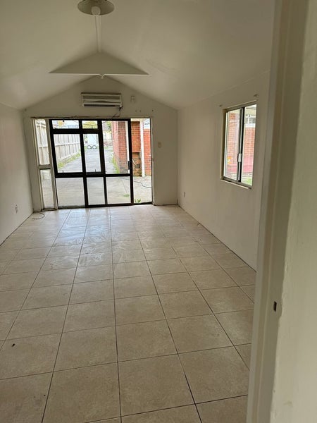 5 Caspar Road, Papatoetoe, Auckland - Carousel 6