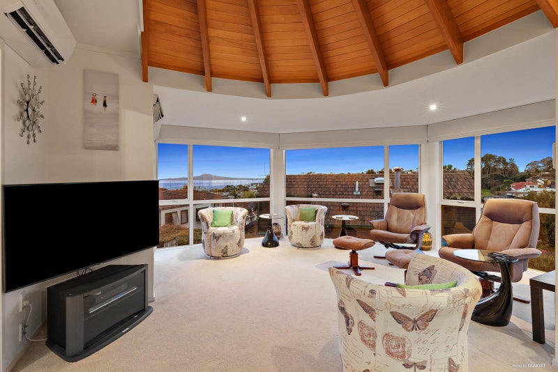 2/30 Mark Edward Drive, Half Moon Bay, Auckland - Carousel 2