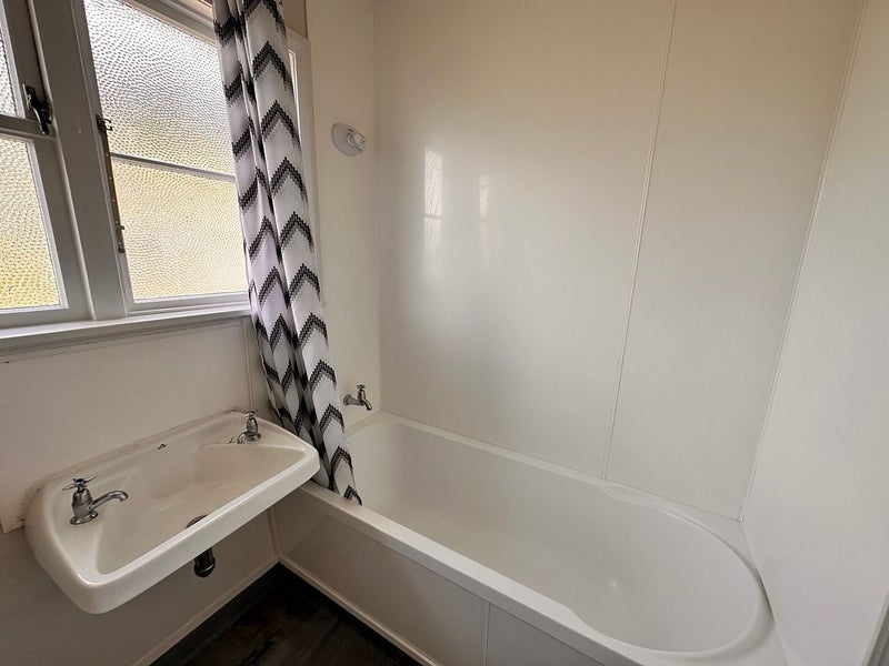 45A Milton Road, Bluff Hill, Napier - Carousel 12