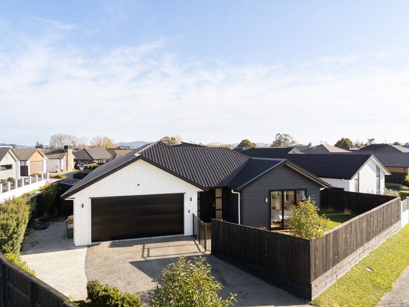 13 Sydney Place, Flagstaff, Hamilton - Carousel 3