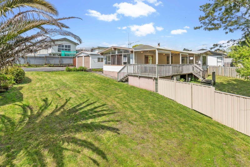 55 Archmillen Avenue, Pakuranga Heights, Auckland - Carousel 2