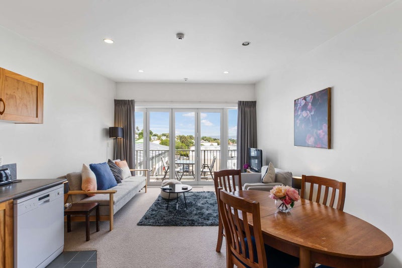 5/26 Crummer Road, Grey Lynn, Auckland - Carousel 2